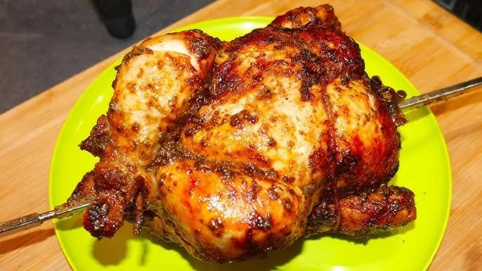 Jak podgrzać kurczaka z rożna, by nie stracił soczystości i smaku